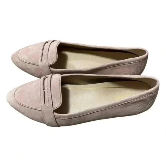 VIONIC Savannah Pink Suede Slip-On Flat Penny Loafers Size 8.5 Wide - Picture 1 of 6